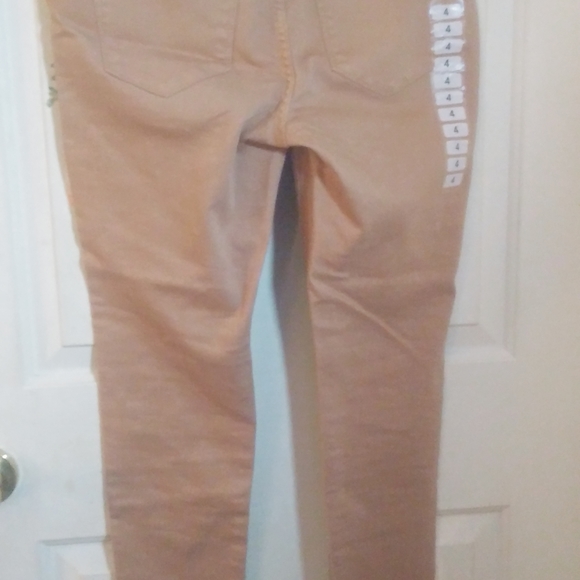 Seven7 Jeans - Picture 4 of 4